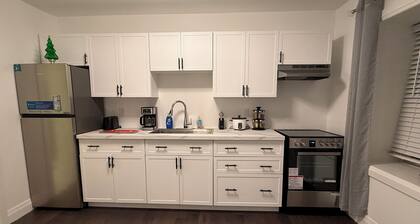 The Bravo apartment is family friendly close
To everything like hospital highway