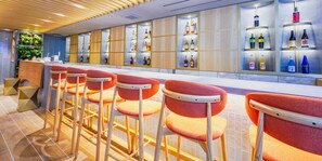 Lounge - The GALA Hotel Umeda (Osaka)