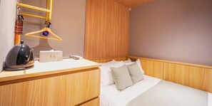 Standard Double Room | In-room safe, individually furnished, desk, laptop workspace - The GALA Hotel Umeda (Osaka)
