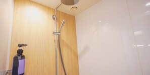 Estudi en suite júnior | Bany | Articles de tocador respectuosos amb el medi ambient 