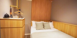 Standard Double Room | In-room safe, individually furnished, desk, laptop workspace - The GALA Hotel Umeda (Osaka)