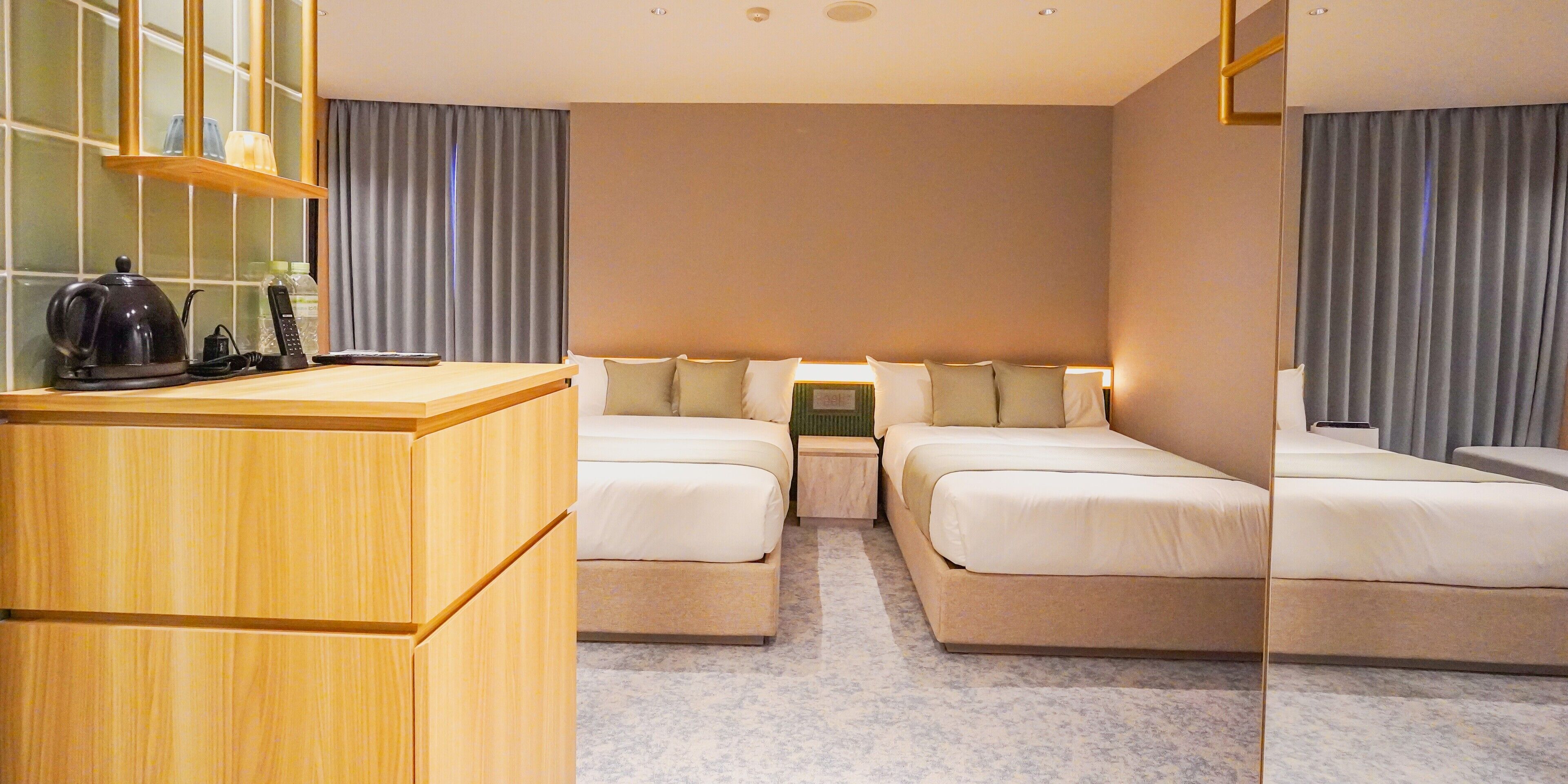 Standard Twin Room | In-room safe, individually furnished, desk, laptop workspace