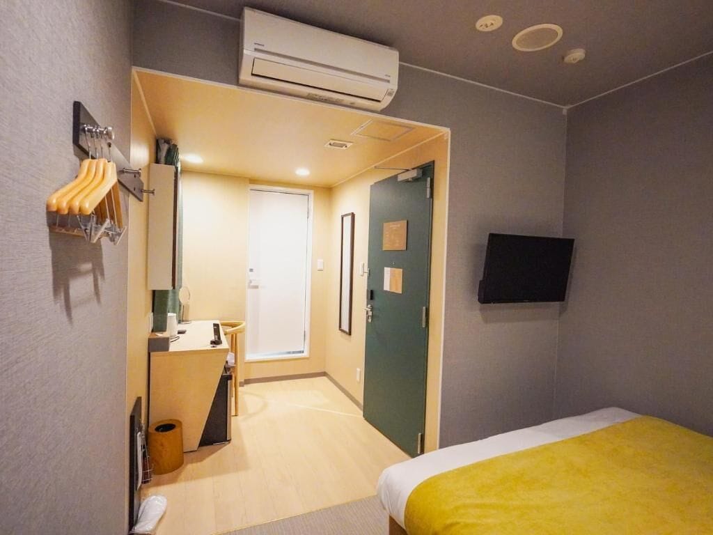 Chambre Deluxe | Coffres-forts dans les chambres, ameublement personnalisé, bureau