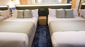 Chambre Familiale | Coffres-forts dans les chambres, ameublement personnalisé, bureau