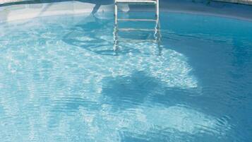 Apartment, 1 Bedroom, Accessible, Smoking | Pool | Outdoor pool