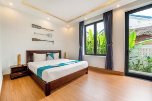 5 bedrooms, iron/ironing board, travel crib, free WiFi