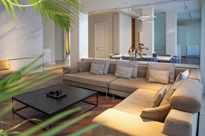 Presidential Room | Living area