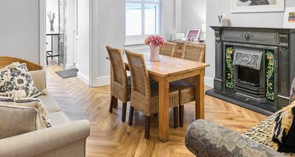 Host Stay Railway Cottages