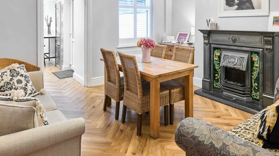 Host Stay Railway Cottages