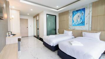 Deluxe Twin Room, City View