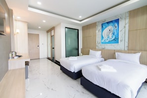 Deluxe Twin Room, City View