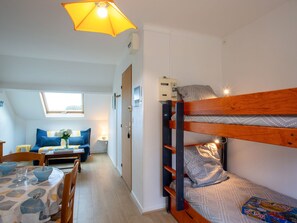 1 bedroom, iron/ironing board, WiFi