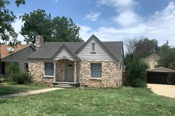 Classy & Comfortable 2 Bedroom