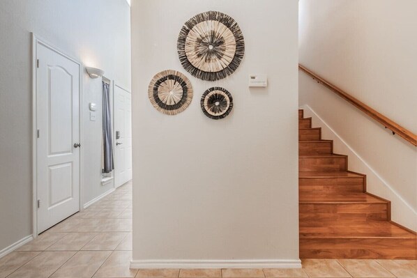 Interior - Snug Home in Frisco/Little Elm (Little Elm)