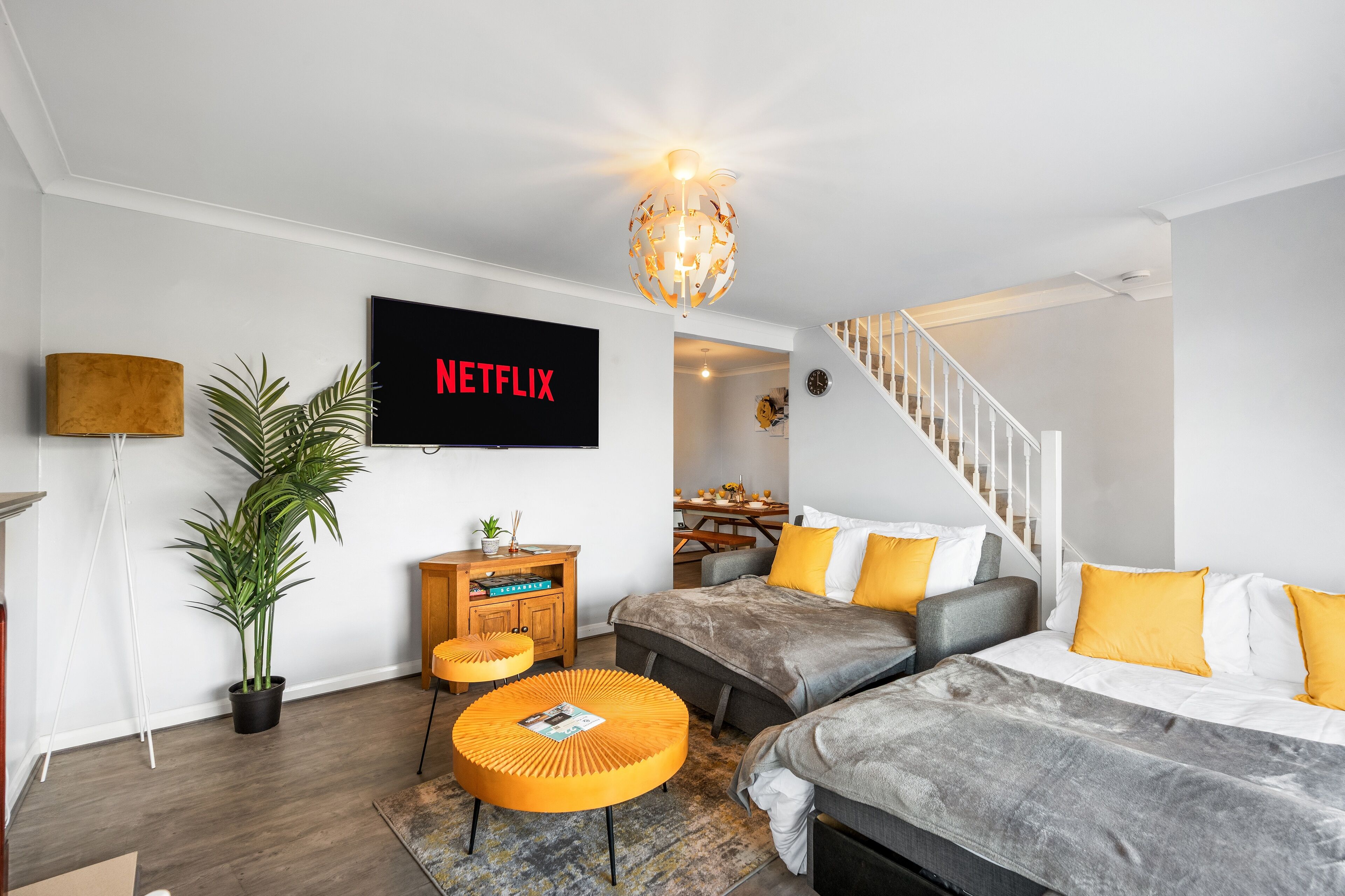 3 makuuhuonetta, silitysrauta/-lauta, ilmainen Wi-Fi, vuodevaatteet