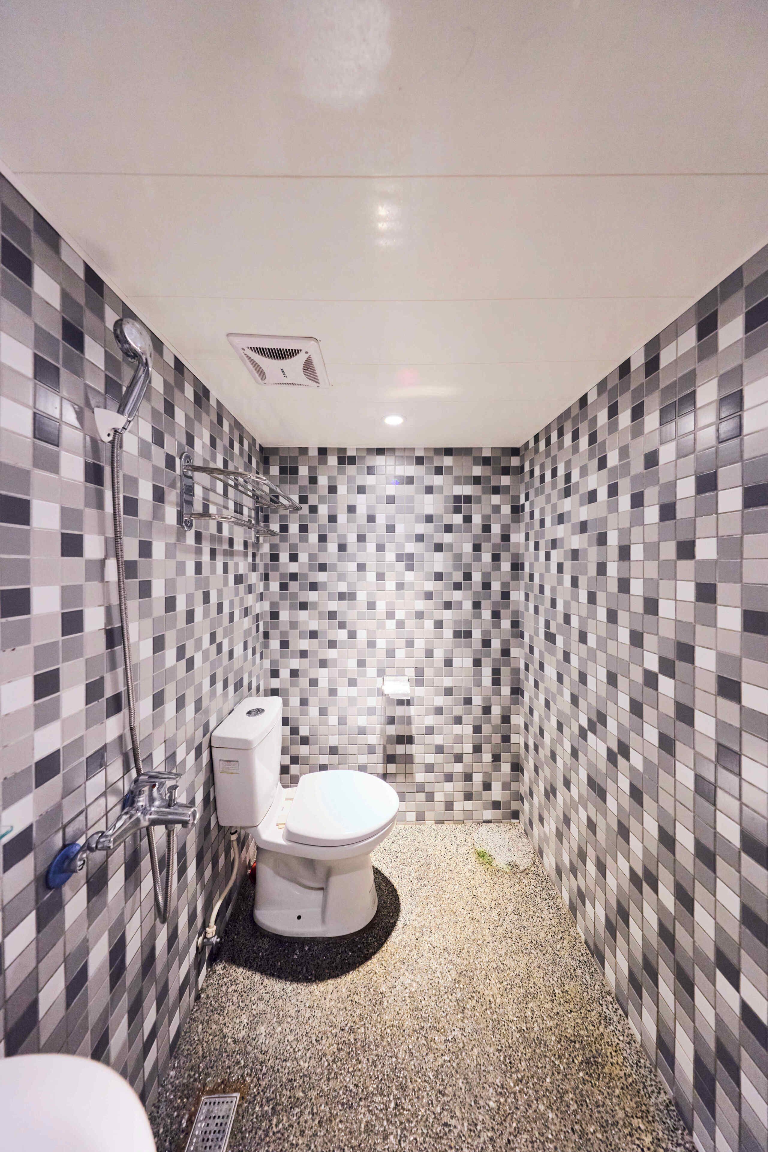 Basic Single Room, 1 Twin Bed, Non Smoking | Shared bathroom