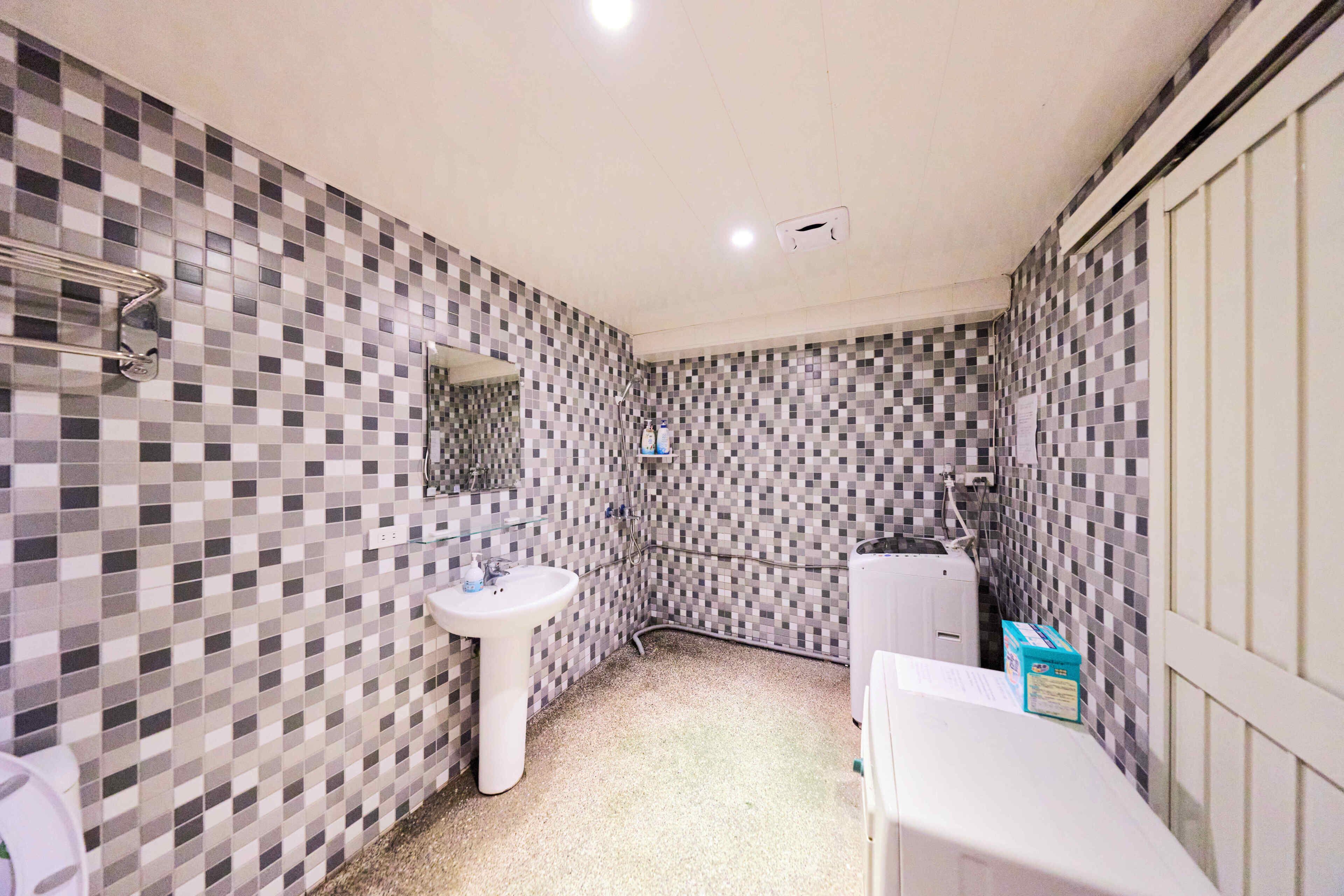 Photo - Travel Time Hotel