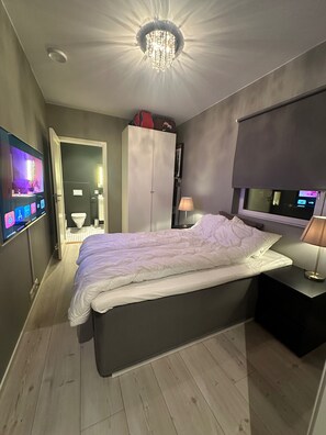 Villa | 3 bedrooms, iron/ironing board, free WiFi, bed sheets - Modern Large 3-bed Villa Near Ski Arena 2025 (Trondheim)