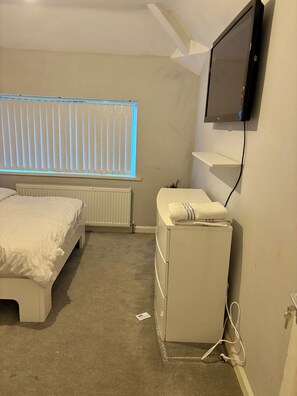 House | 2 bedrooms, free WiFi, bed sheets - Ehsaan's Birmingham Retreat (Birmingham)