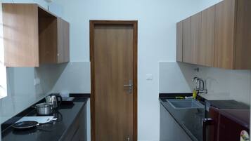 Fridge, microwave, dishwasher