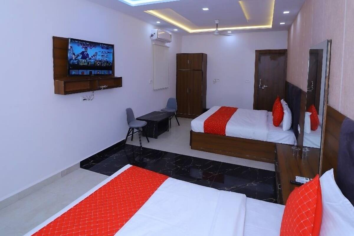 Deluxe Double or Twin Room, Balcony