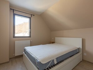 3 bedrooms, free WiFi - New House for 7 Loudenvielle Near Center with Wifi (Loudenvielle)