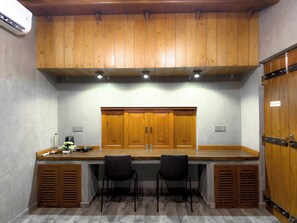 Luxury Villa | Individually furnished, desk, laptop workspace, iron/ironing board