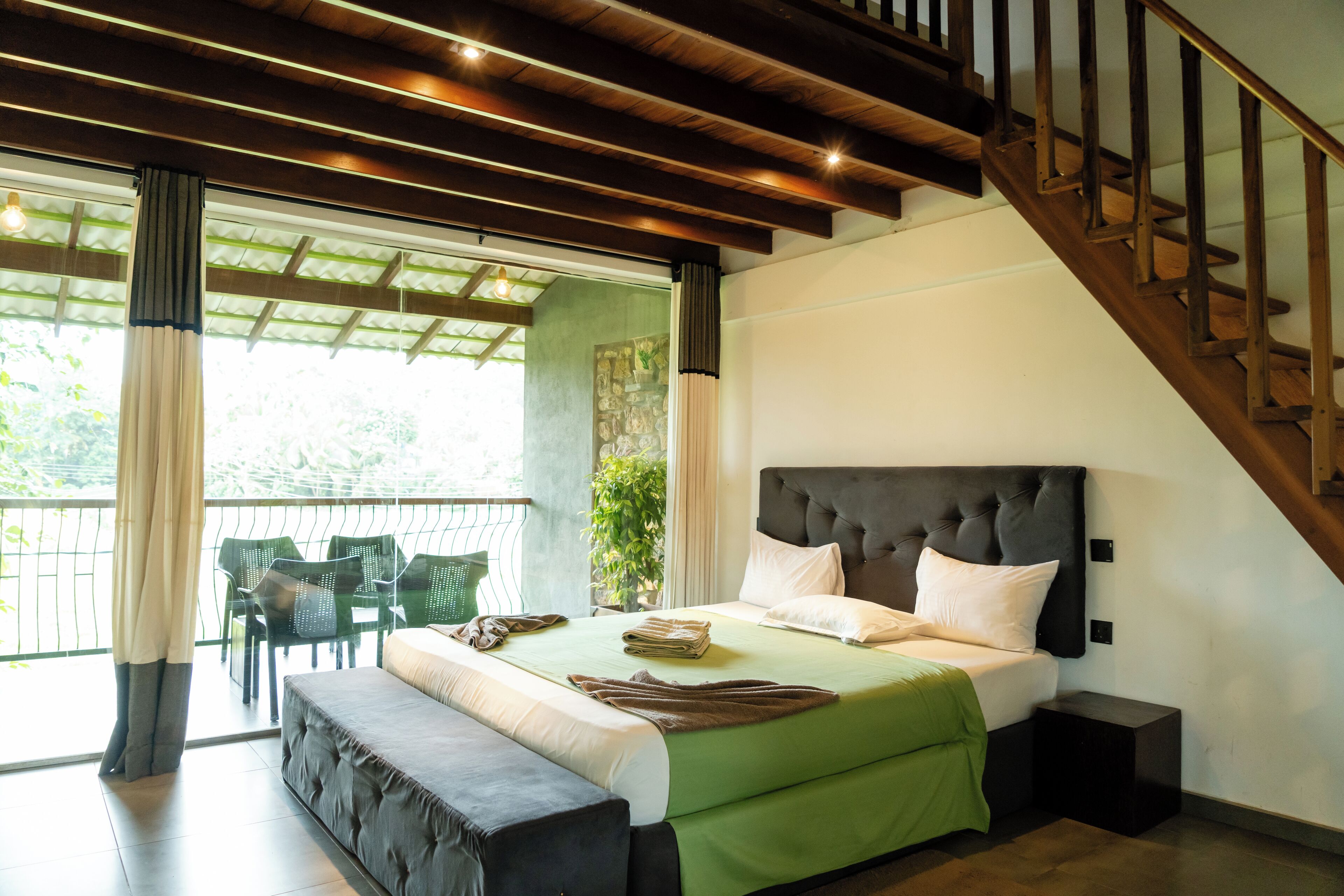 Bügeleisen/Bügelbrett, kostenloses WLAN, Bettwäsche