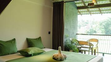 Chambre Deluxe, balcon, vue piscine