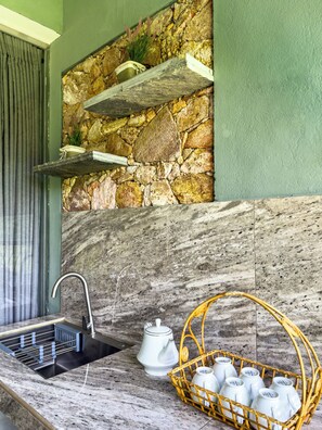 Family Quadruple Room | Seterika/papan seterika, Wi-fi percuma, cadar katil 