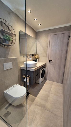 Bathroom - Meliana Homes (Parga)