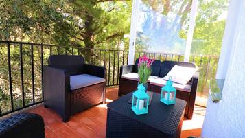 Căn hộ | Ban công