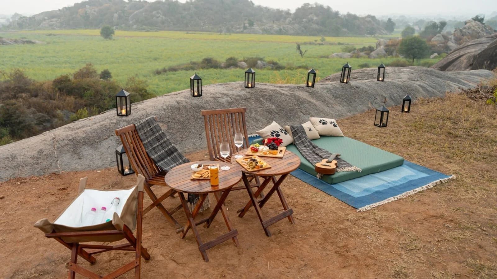 تسلق الصخور بالخارج