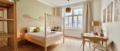 2 bedrooms, iron/ironing board, travel cot, free WiFi