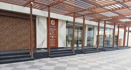 Hotel Tulips inn by VKG