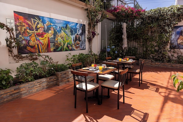 Terrace/patio - KUSKA MARISCAL (Cusco)