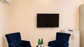 Chambre Double Deluxe, balcon, vue canal | Wi-Fi gratuit