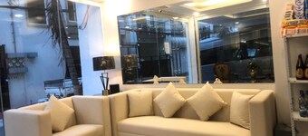 OYO 1128 W Sangco Building Leasing