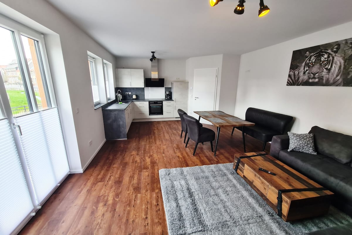 Apartment, 2 Bedrooms, City View | Private kitchen | Full-size fridge, microwave, oven, stovetop