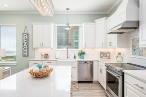 Private kitchen - Crystal Breeze 3 Bedroom Home (Port Bolivar)