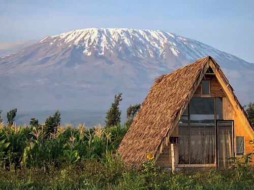 Amboseli Trails Cozy farmhouse with Kilimanjaro Views