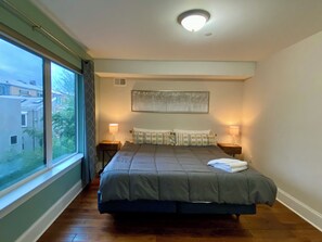 WiFi, bed sheets