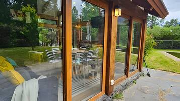 Rumah, 4 kamar tidur | Tempat makan outdoor