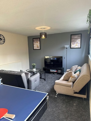 House | Living area - Sark Drive Serenity-cosy 3BR House in Birmingham (Birmingham)
