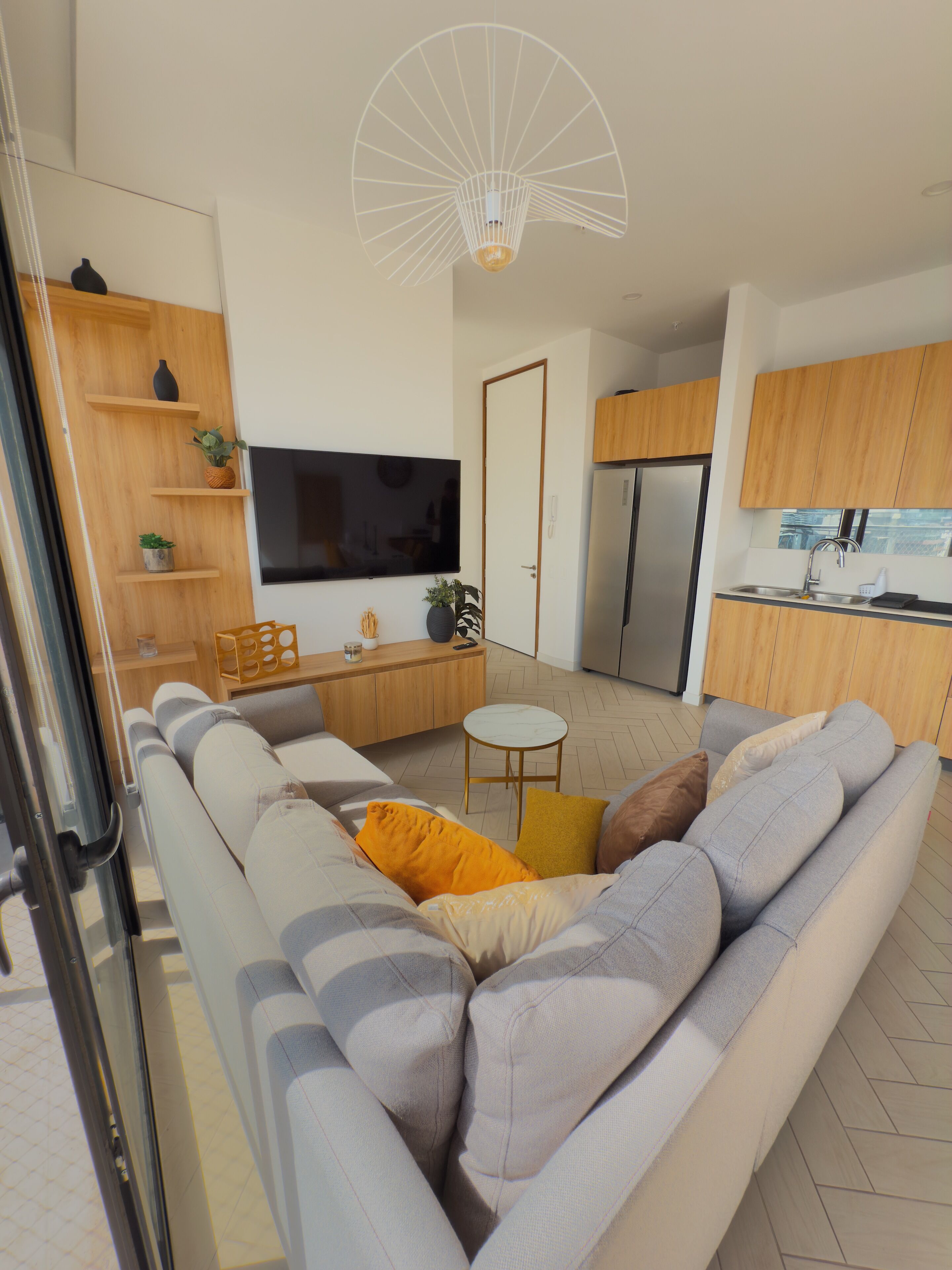 Luxury Apartment, City View | Living area