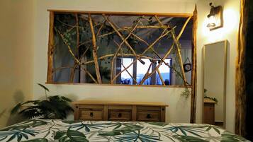 1 bedroom, travel crib, free WiFi, bed sheets
