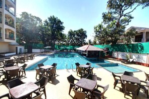 Pool - Casavilasa Spacious 2 BHK Family with pool view

 (Assagao)