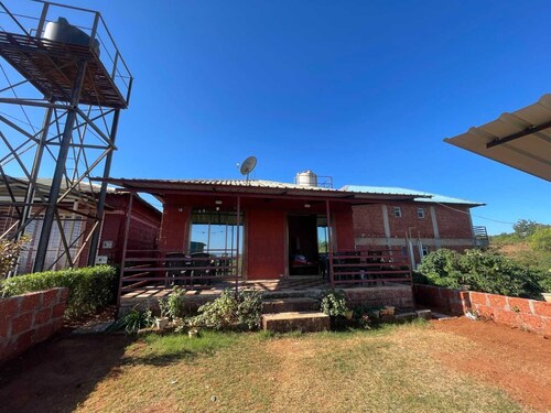 Marvelous 3-bedroom villa in Mahabaleshwar with stunning views