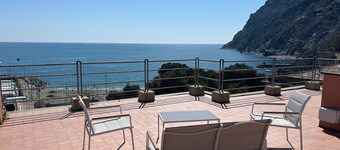 Casa Carlicchia With Terrace and Sea view
