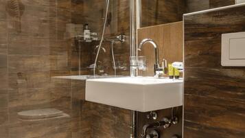 Apartment | Bathroom
